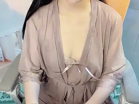Snapshot of -Naomii_ chatting on July 16, 2026, 1:57 am -Naomii online show from July 16, 2026, 1:57 am