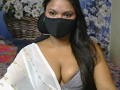 Snapshot of your-ishika chatting on July 4, 2026, 8:24 pm your-ishika online show from July 4, 2026, 8:24 pm