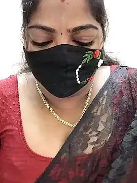 Snapshot of Sindhu-31 chatting on July 6, 2026, 5:58 am Sindhu-31 online show from July 6, 2026, 5:58 am