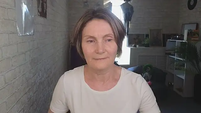 Snapshot of Mabel_Magic chatting on June 11, 2026, 12:13 pm Mabel Magic online show from June 11, 2026, 12:13 pm