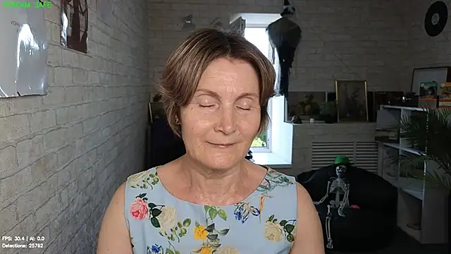 Snapshot of Mabel_Magic chatting on July 20, 2026, 12:29 pm Mabel Magic online show from July 20, 2026, 12:29 pm