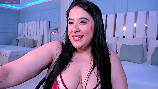 Snapshot of maite_graay chatting on June 17, 2026, 12:15 pm maite graay online show from June 17, 2026, 12:15 pm