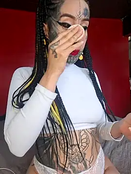 Snapshot of Venom-Luna chatting on June 24, 2026, 5:22 pm Venom-Luna online show from June 24, 2026, 5:22 pm
