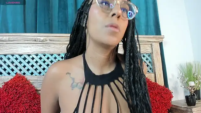 PriscilaCooper  online show from May 30, 2026, 7:19 pm