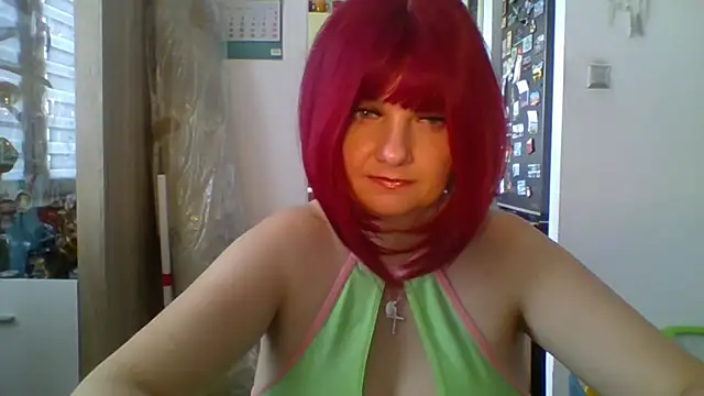 Snapshot of MeganFlirt chatting on July 14, 2026, 10:32 am MeganFlirt online show from July 14, 2026, 10:32 am