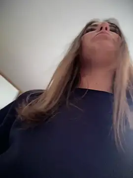 vanessabaddie online show from May 31, 2026, 7:58 am