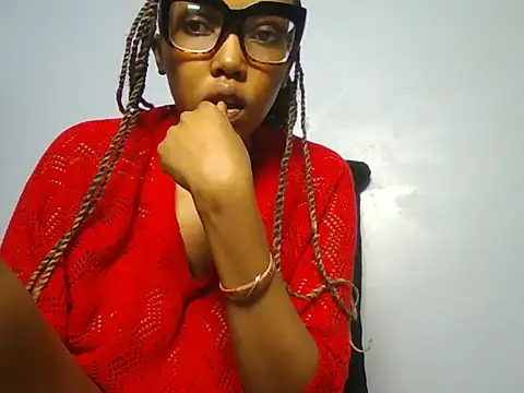 Snapshot of prettycaterina chatting on June 24, 2026, 9:45 pm prettycaterina online show from June 24, 2026, 9:45 pm