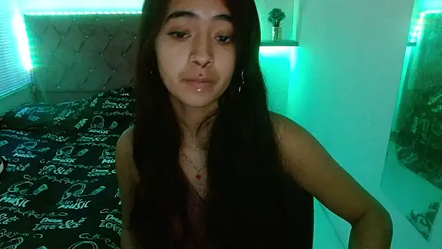 Snapshot of sofiacumgil chatting on July 20, 2026, 2:08 pm sofiacumgil online show from July 20, 2026, 2:08 pm