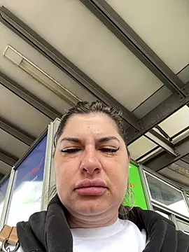 evaxxxcurvyxxx online show from June 4, 2026, 8:30 am