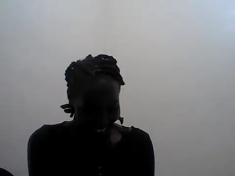 petiiy online show from May 26, 2026, 10:52 pm