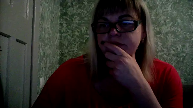 Empress211 online show from June 3, 2026, 2:01 am