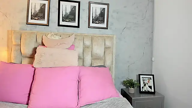 Megan fenix online show from June 4, 2026, 11:26 am