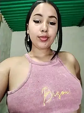 Snapshot of shantall_cute chatting on June 3, 2026, 6:12 pm shantall cute online show from June 3, 2026, 6:12 pm