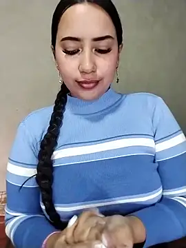 Snapshot of shantall_cute chatting on June 4, 2026, 10:09 am shantall cute online show from June 4, 2026, 10:09 am