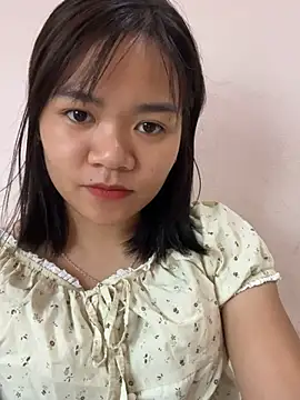 Ari baby9 online show from May 31, 2026, 11:38 pm