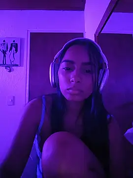 xcleila online show from June 11, 2026, 5:59 am