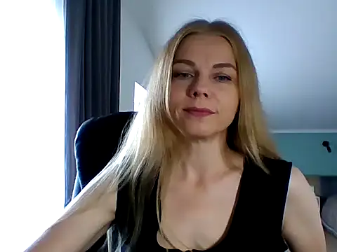 Snapshot of Tina5394 chatting on June 20, 2026, 9:03 am Tina5394 online show from June 20, 2026, 9:03 am
