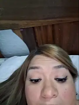 leonorq online show from June 3, 2026, 10:14 pm