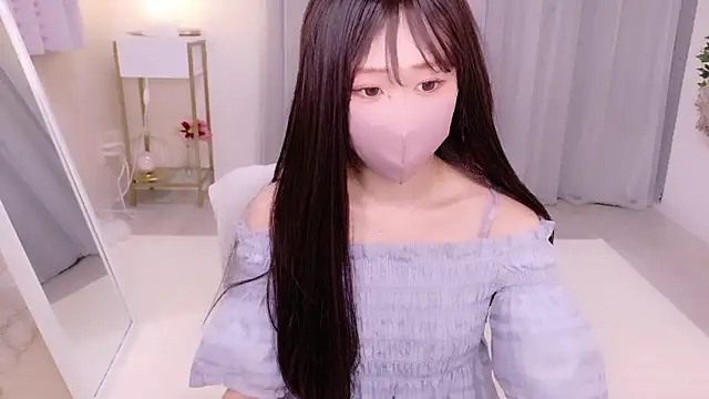 YURInya  online show from June 3, 2026, 12:06 pm