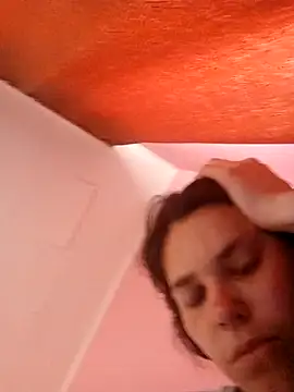 Snapshot of kiki_kip chatting on June 6, 2026, 2:55 pm kiki kip online show from June 6, 2026, 2:55 pm