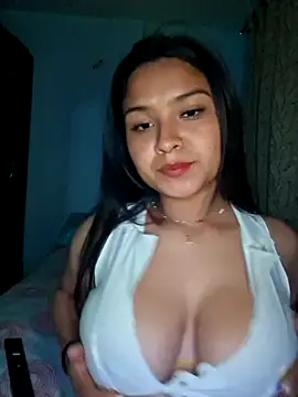 Snapshot of moretti_ary chatting on June 11, 2026, 4:53 am moretti ary online show from June 11, 2026, 4:53 am