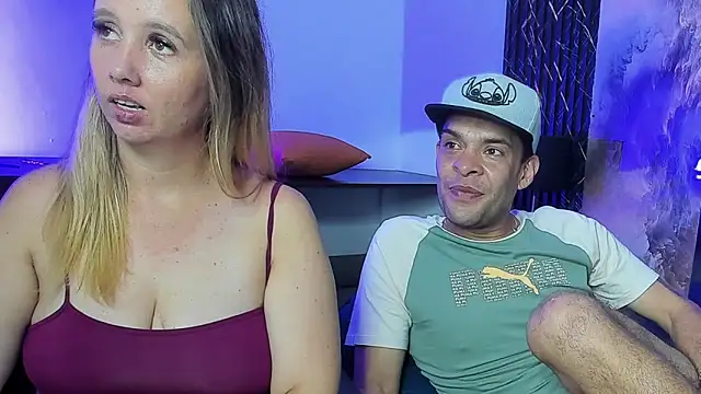Snapshot of Mia_and_Erick chatting on June 17, 2026, 3:39 am Mia and Erick online show from June 17, 2026, 3:39 am