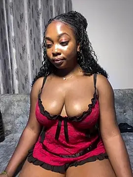 Hot Candyy  online show from June 3, 2026, 2:33 pm