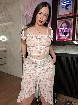 Lorena Foster online show from June 6, 2026, 2:06 am
