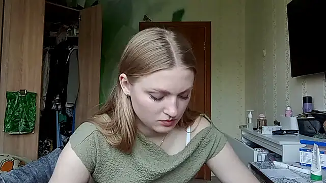 Snapshot of NorineGressett chatting on June 10, 2026, 3:35 pm NorineGressett online show from June 10, 2026, 3:35 pm