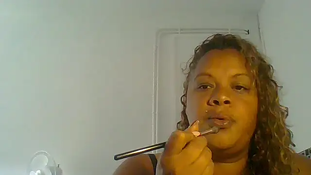 DOMINATRICESANDRA online show from June 3, 2026, 8:48 am