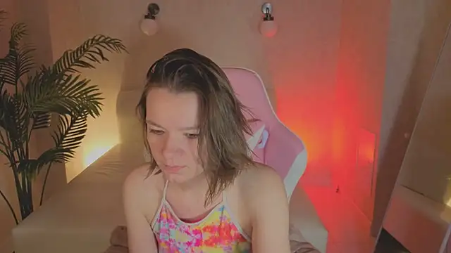 Snapshot of kira_hatti chatting on June 7, 2026, 1:11 am kira hatti online show from June 7, 2026, 1:11 am