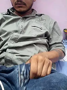 Dakuu A online show from July 6, 2026, 4:42 pm