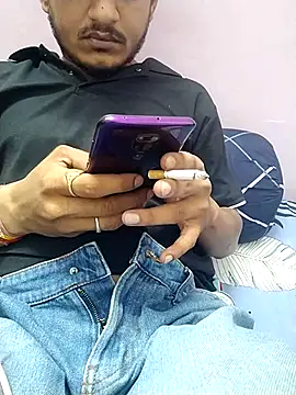 Dakuu A online show from July 14, 2026, 10:05 pm