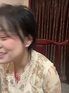 Snapshot of mgvivi chatting on June 3, 2026, 2:33 pm mgvivi online show from June 3, 2026, 2:33 pm