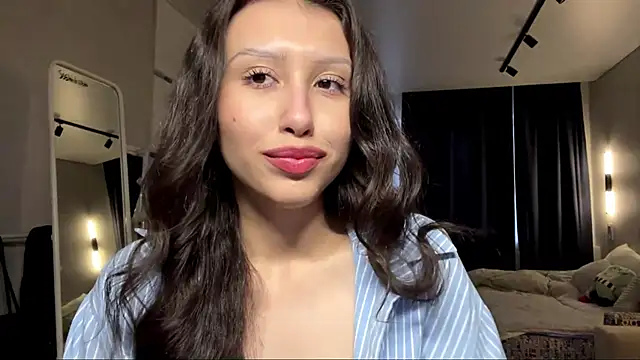 Snapshot of Alicekitty67 chatting on June 2, 2026, 2:06 pm Alicekitty67 online show from June 2, 2026, 2:06 pm