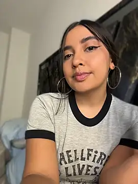 HaileyBieber  online show from July 9, 2026, 12:11 am