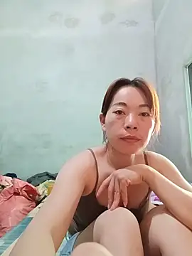 -Trinina- online show from June 4, 2026, 5:01 am
