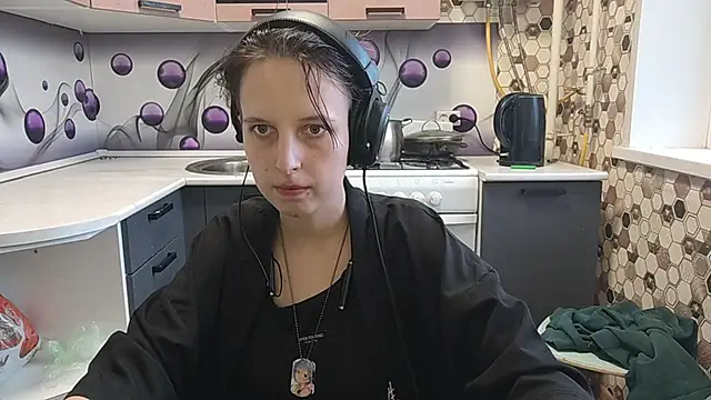 Snapshot of Saranade chatting on June 28, 2026, 4:57 pm Saranade online show from June 28, 2026, 4:57 pm