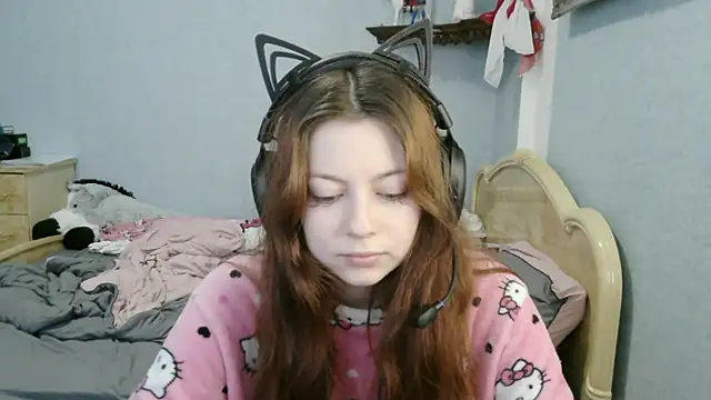 AlessiaViolet online show from June 4, 2026, 9:36 am