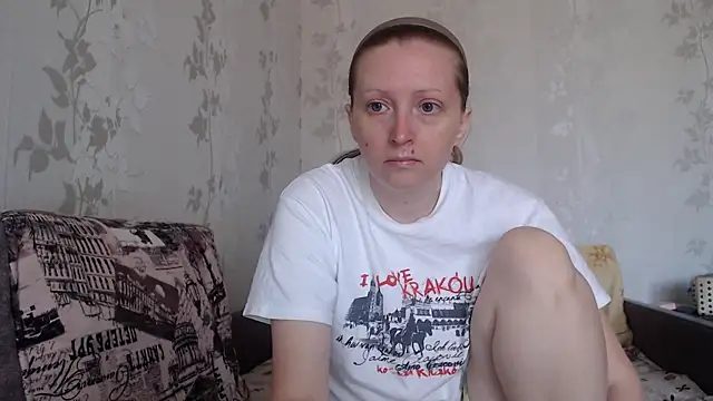 Snapshot of Luna_Bliiss chatting on June 5, 2026, 10:10 am Luna Bliiss online show from June 5, 2026, 10:10 am