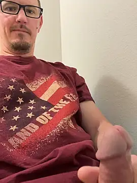 Snapshot of Hardpaul85 chatting on June 21, 2026, 1:28 pm Hardpaul85 online show from June 21, 2026, 1:28 pm