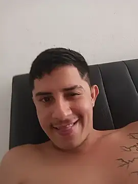Snapshot of wickedboy_twin1 chatting on July 19, 2026, 7:43 pm wickedboy twin1 online show from July 19, 2026, 7:43 pm