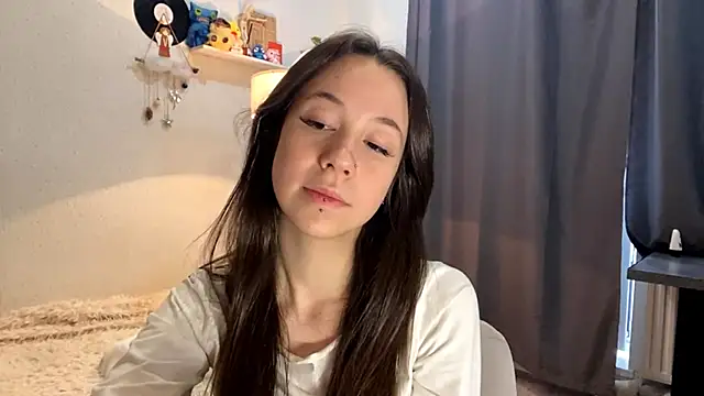 IraidaBatz online show from June 5, 2026, 2:01 pm