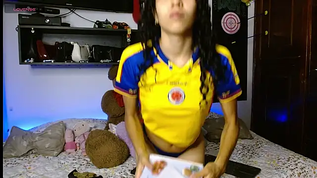 Laila bunny online show from July 1, 2026, 9:59 pm