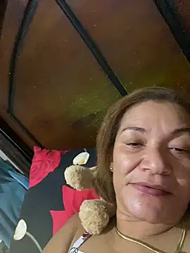Snapshot of rosanna78322 chatting on July 1, 2026, 4:02 am rosanna78322 online show from July 1, 2026, 4:02 am