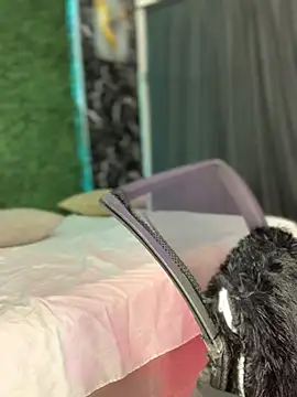 KissyIsabella  online show from July 5, 2026, 12:45 pm
