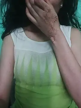 Snapshot of pyaari_tara chatting on June 12, 2026, 8:45 am pyaari tara online show from June 12, 2026, 8:45 am