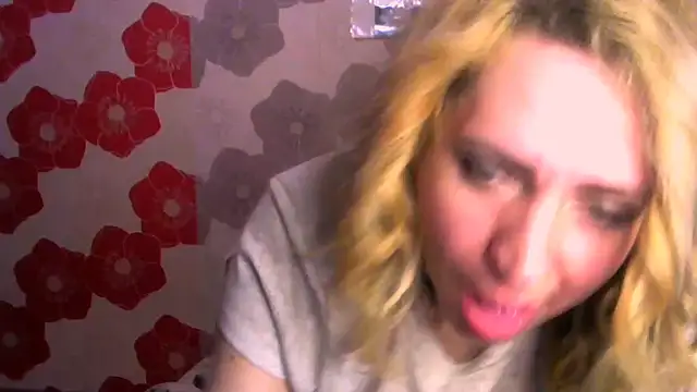Snapshot of Lilinsky_MadMax chatting on June 18, 2026, 10:15 pm Lilinsky MadMax online show from June 18, 2026, 10:15 pm