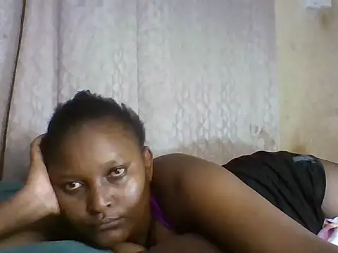 Snapshot of Hotsexy_caramel chatting on June 1, 2026, 10:42 pm Hotsexy caramel online show from June 1, 2026, 10:42 pm