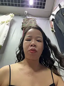 Snapshot of honghong_mother chatting on July 3, 2026, 12:17 am honghong mother online show from July 3, 2026, 12:17 am